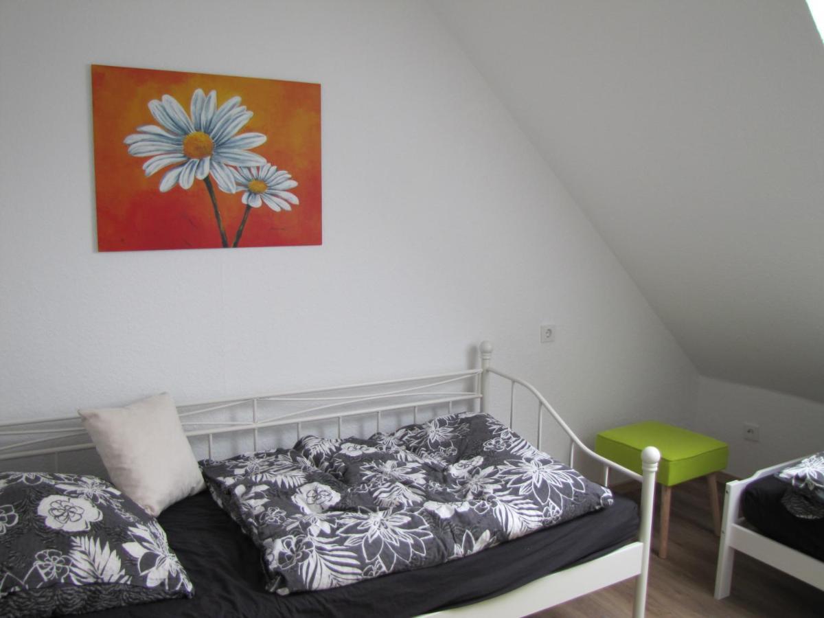Moeblierte Dachgeschosswohnung In Ruhiger Lage Zu Vermieten ヴェッツラー エクステリア 写真
