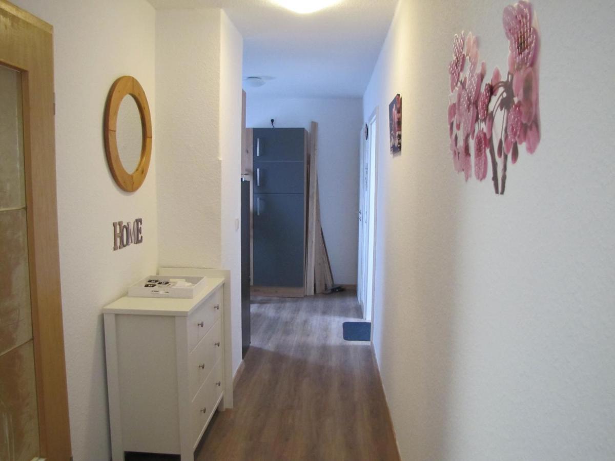 Moeblierte Dachgeschosswohnung In Ruhiger Lage Zu Vermieten ヴェッツラー エクステリア 写真